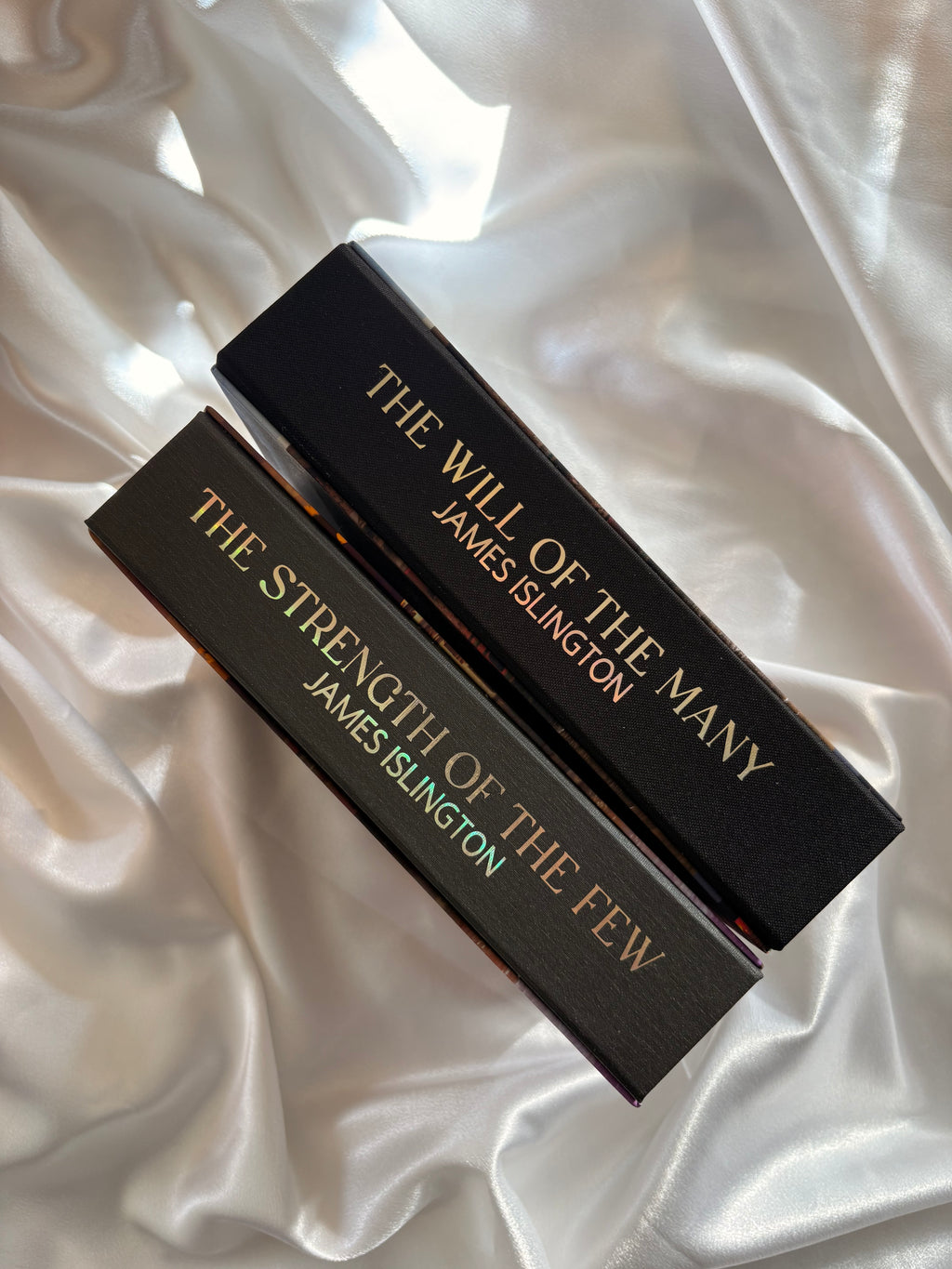 The Hierarchy Series Book Rebind: The Will of the Many & The Strength of the Few (James Islington)